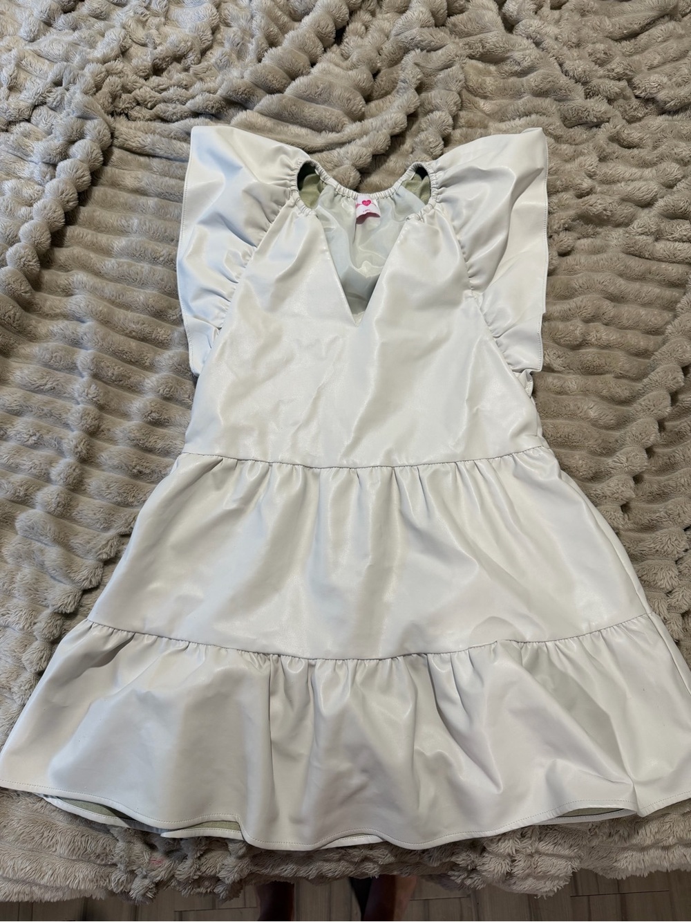 Buddy Love White Tiered Flutter-Sleeve Formal Dress